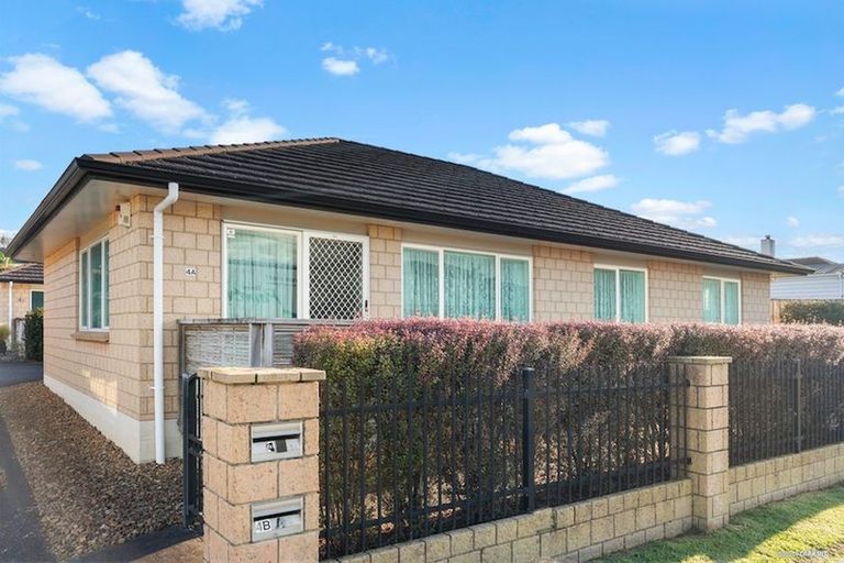 Photo of property in 4a Helvetia Road, Pukekohe, 2120