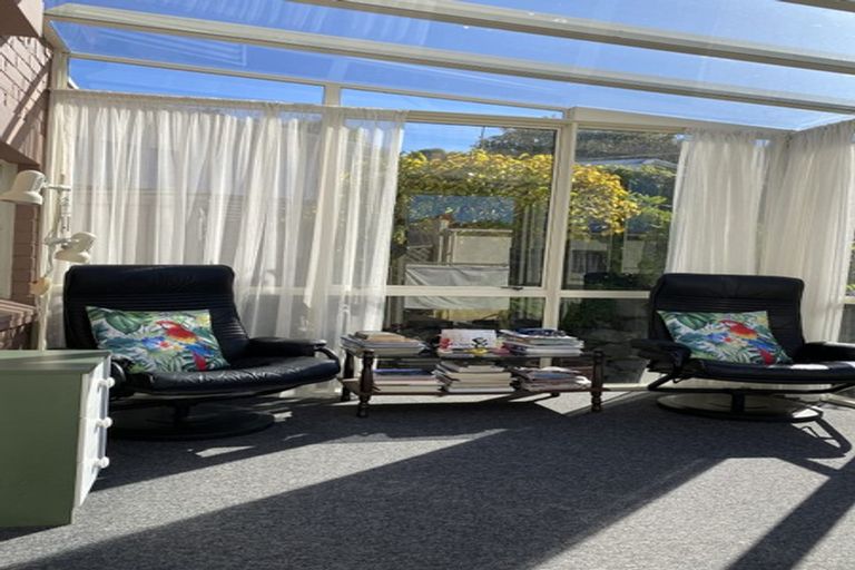 Photo of property in 16 Lisburn Avenue, Caversham, Dunedin, 9012