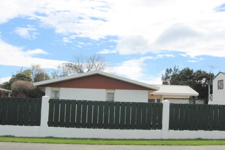 Photo of property in 14 Burtts Road, Durie Hill, Whanganui, 4500