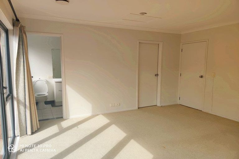 Photo of property in 103 Glendhu Road, Bayview, Auckland, 0629