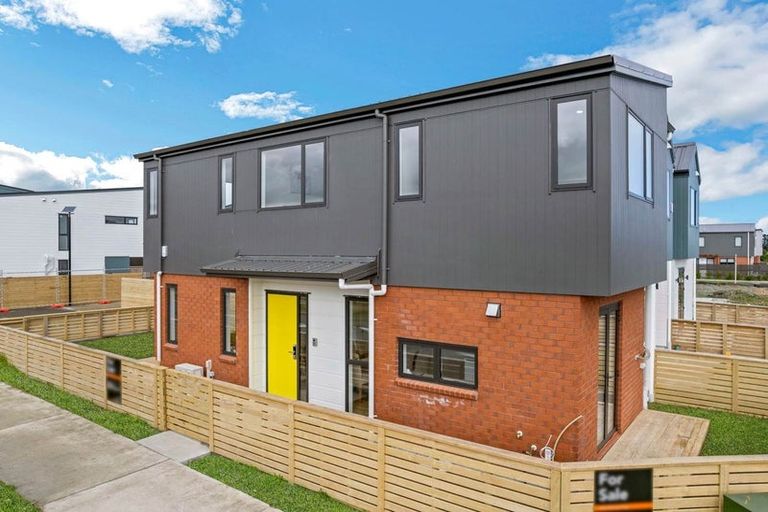 Photo of property in 20 Corporal Street, Papakura, 2110