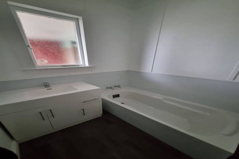 Photo of property in 28 Hakeke Street, Whanganui East, Whanganui, 4500