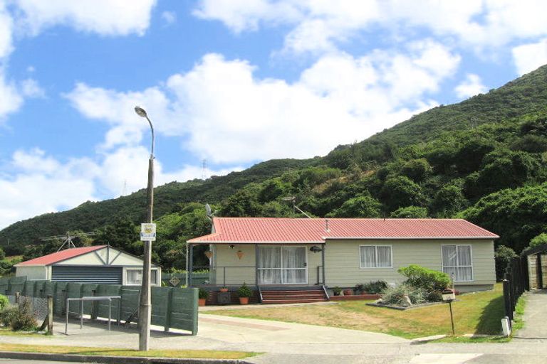 Photo of property in 14 Tulsa Grove, Totara Park, Upper Hutt, 5018