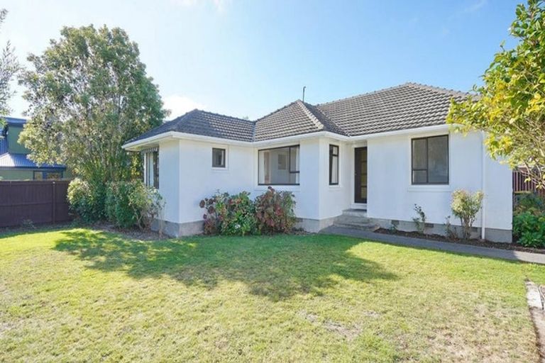Photo of property in 88c Maidstone Road, Ilam, Christchurch, 8041