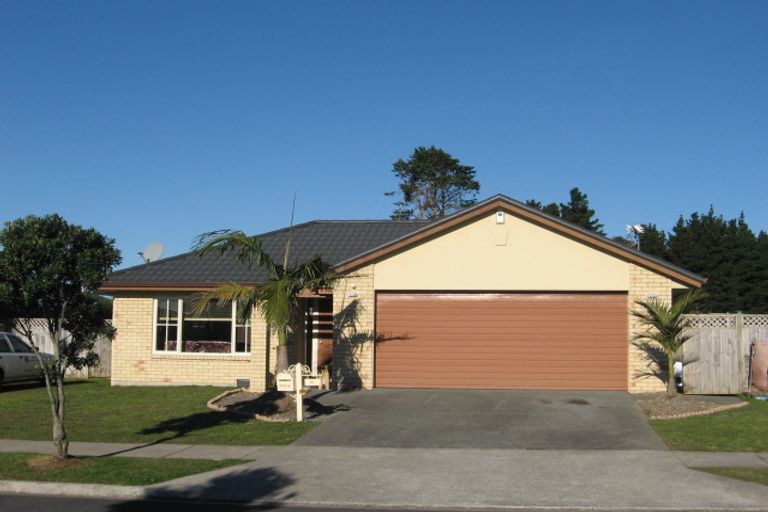 Photo of property in 20 Blackwood Drive, Wattle Downs, Auckland, 2103