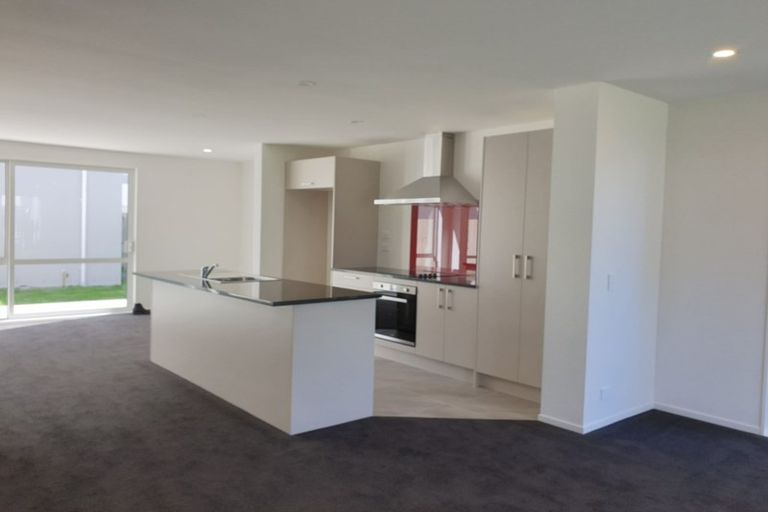 Photo of property in 6 Treestump Road, Takanini, 2112