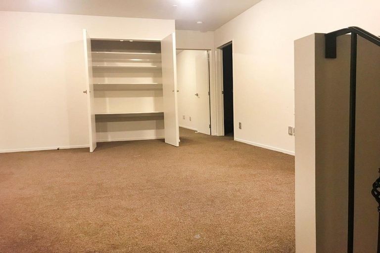 Photo of property in 386 Ormiston Road, Flat Bush, Auckland, 2019