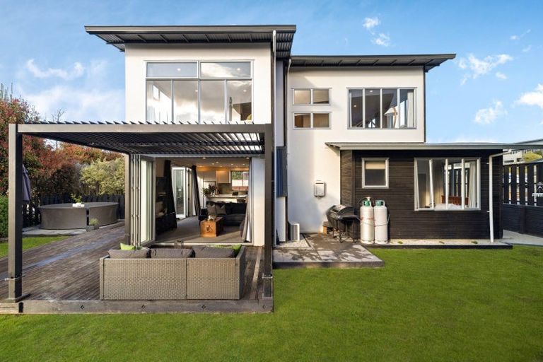 Photo of property in 108 Kings Drive, Wanaka, 9305