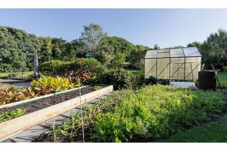 Photo of property in 30 Edkins Road, Kerikeri, 0230