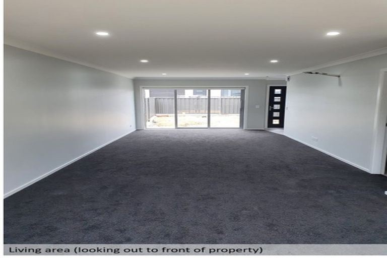 Photo of property in 6 Tieke Lane, Kenepuru, Porirua, 5022