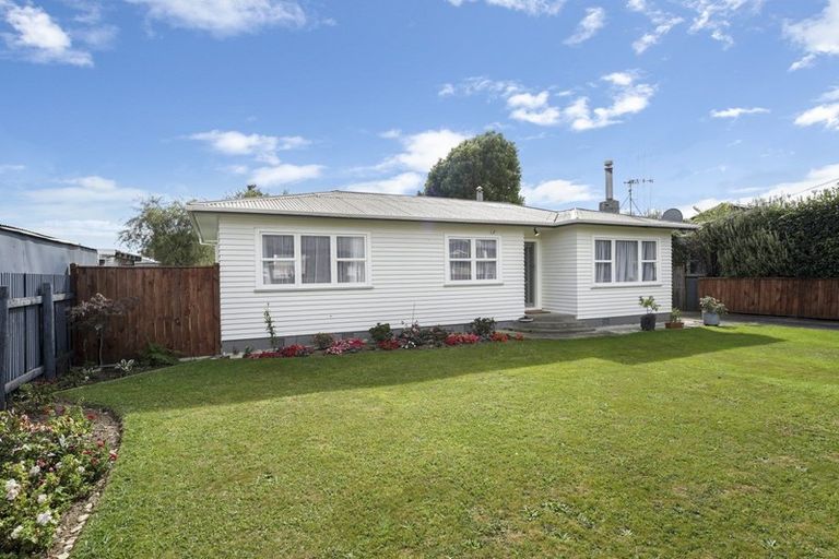 Photo of property in 3 Cobham Street, Levin, 5510