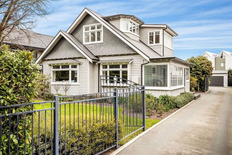 Photo of property in 133 Deans Avenue, Riccarton, Christchurch, 8011