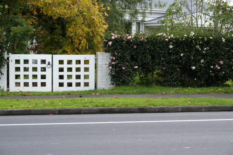 Photo of property in 1/804 Chapel Road, Shamrock Park, Auckland, 2016