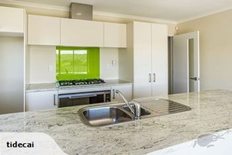 Photo of property in 223 Mark Avenue, Grenada Village, Wellington, 6037