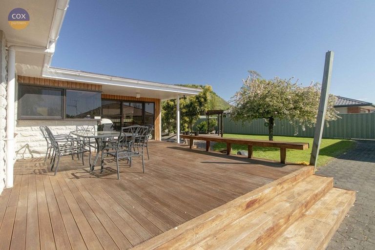 Photo of property in 130 Wharerangi Road, Greenmeadows, Napier, 4112