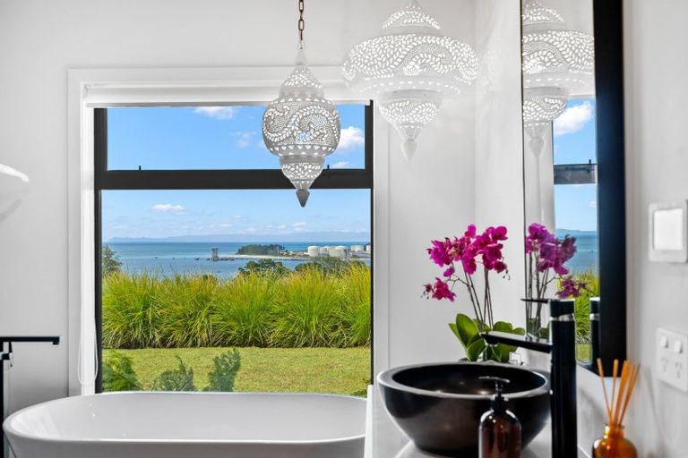 Photo of property in 6 The Heights, Whangarei Heads, Whangarei, 0174