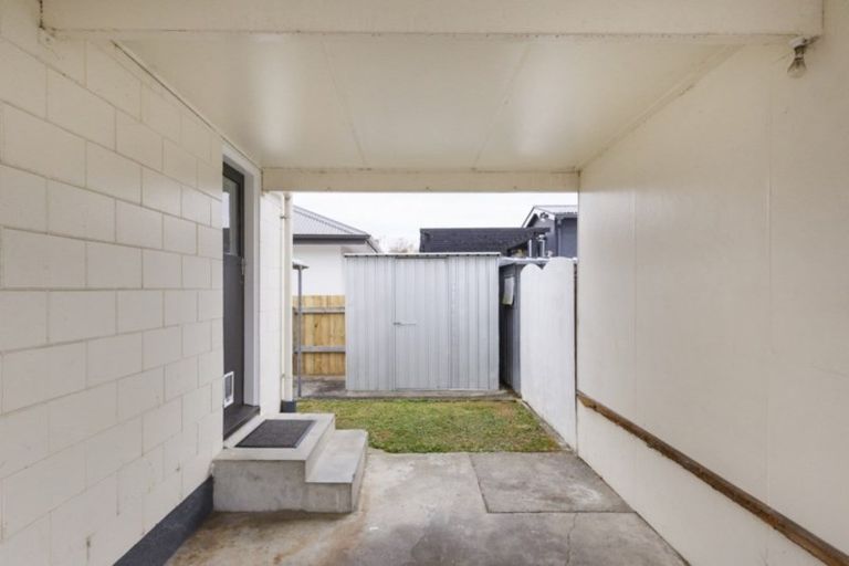 Photo of property in 2/145 College Street, Awapuni, Palmerston North, 4412