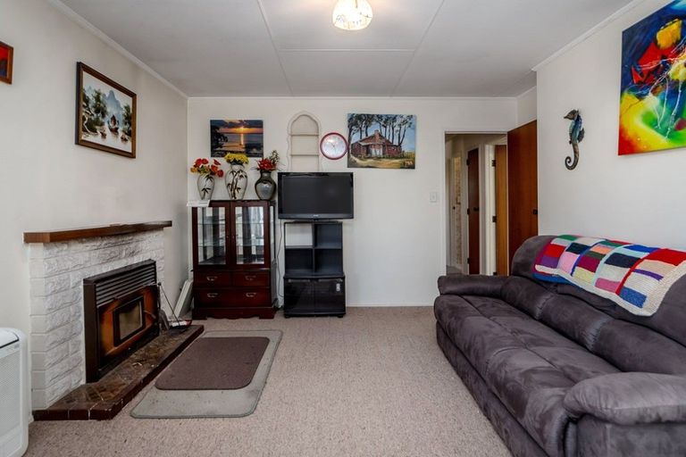 Photo of property in 24 Kupe Drive, Carterton, 5713