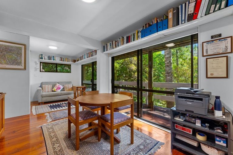 Photo of property in 89 Brick Bay Drive, Sandspit, Warkworth, 0982