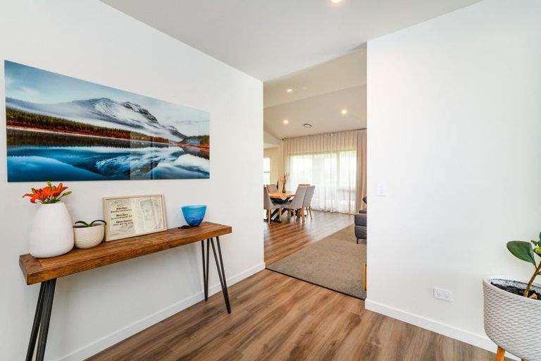 Photo of property in 65 Hartwell Drive, Kelvin Grove, Palmerston North, 4470