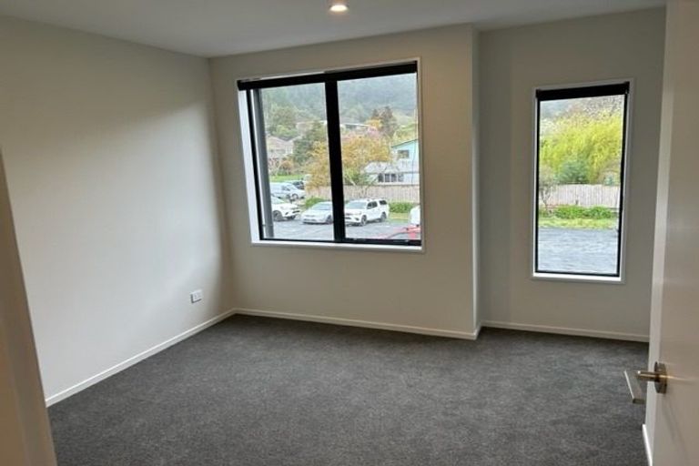 Photo of property in 8/28 Raukawa Street, Stokes Valley, Lower Hutt, 5019
