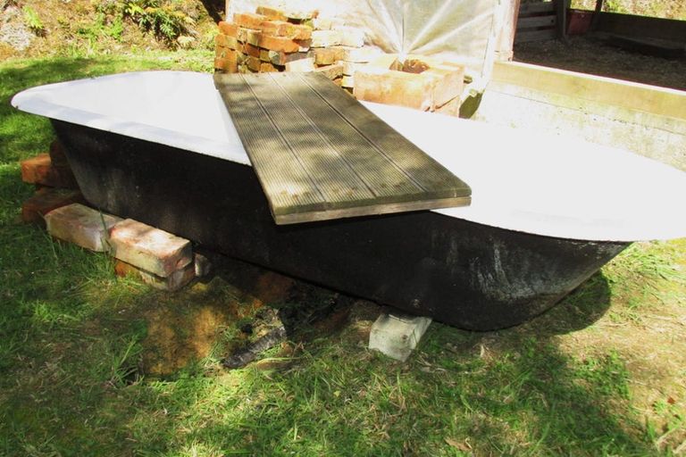 Photo of property in 1712 State Highway 7, Arnold Valley, Dobson, 7872