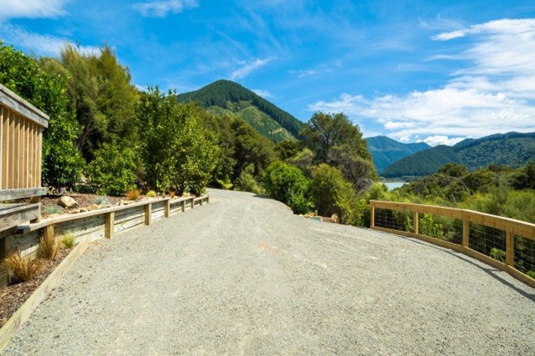 Photo of property in 16 Tai Close, Kaiuma Bay, Havelock, 7178