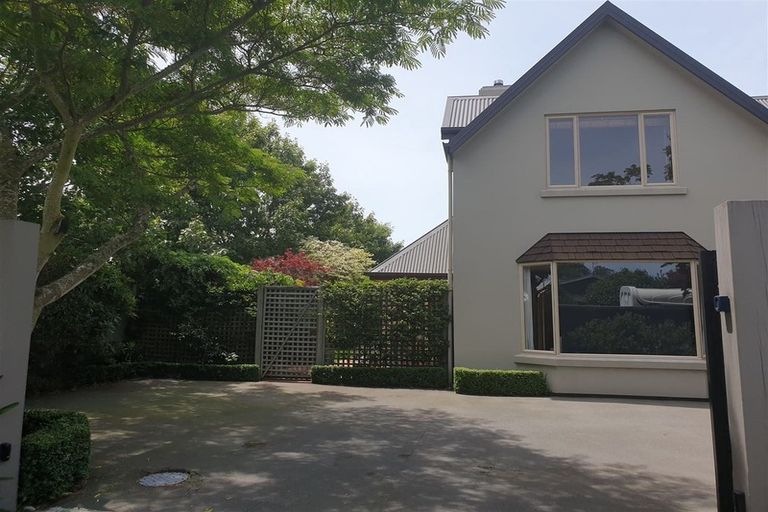 Photo of property in 84 Paparoa Street, Papanui, Christchurch, 8053