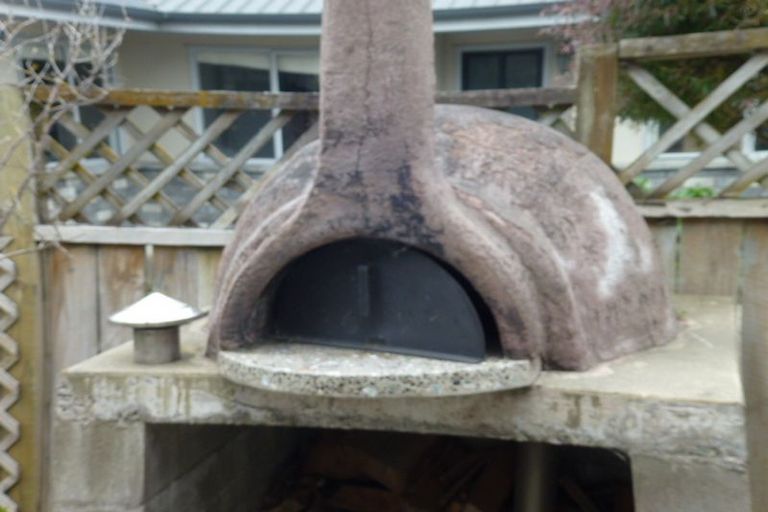 Photo of property in 96 Kelvin Grove Road, Kelvin Grove, Palmerston North, 4414