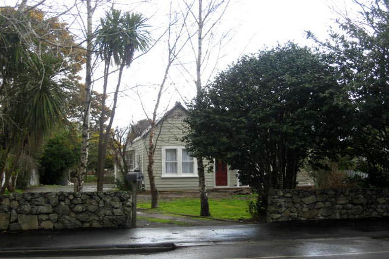 Photo of property in 269 High Street North, Carterton, 5713