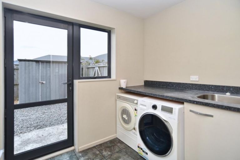 Photo of property in 8 Cunneen Place, Aidanfield, Christchurch, 8025