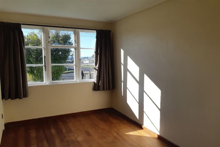 Photo of property in 23 Essex Street, Stratford, 4332