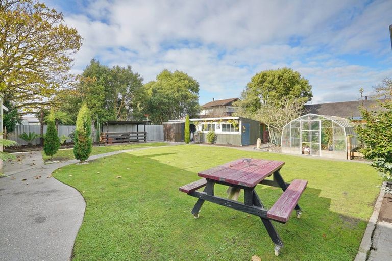 Photo of property in 13 Petries Road, Woodend, 7610