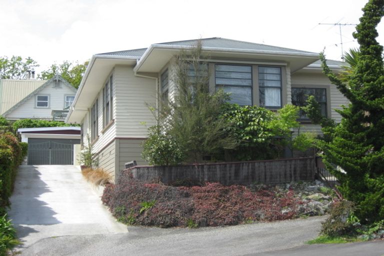 Photo of property in 383 Trafalgar Street, Nelson, 7010