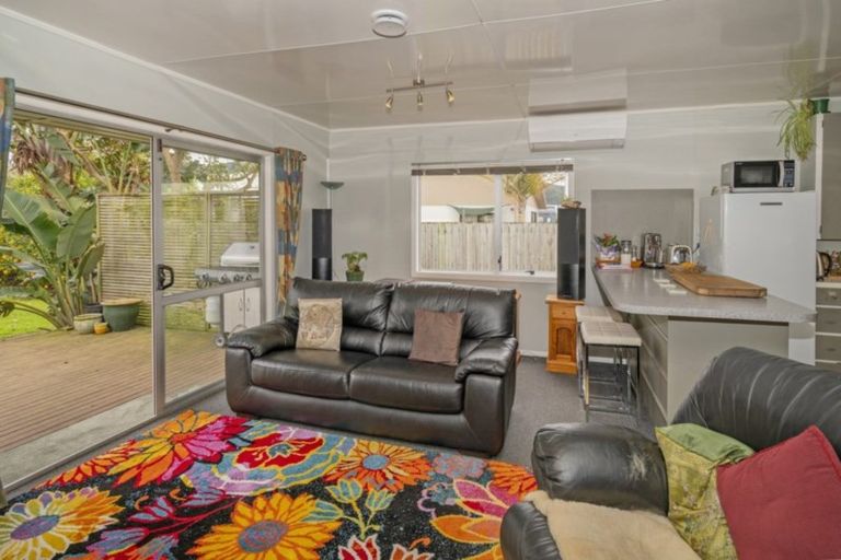 Photo of property in 4 Moewai Park Road, Whitianga, 3510