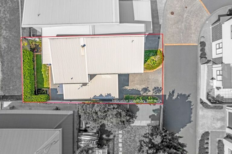 Photo of property in 5 Latimer Way, Petone, Lower Hutt, 5012