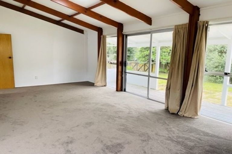 Photo of property in 23 Chrisarda Place, Red Hill, Papakura, 2110