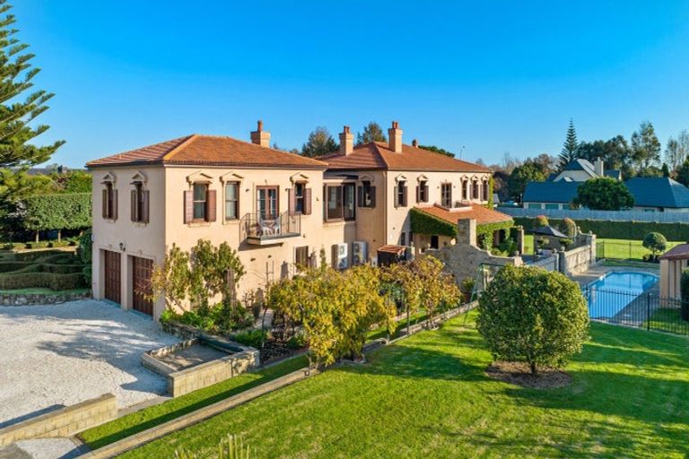 Photo of property in 17 Pararekau Road, Karaka, Papakura, 2580