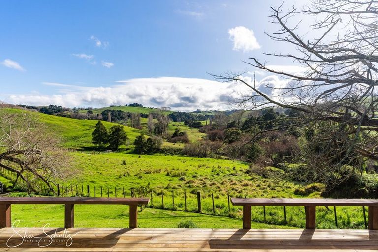 Photo of property in 53 Hurndall Street East, Maungaturoto, 0520