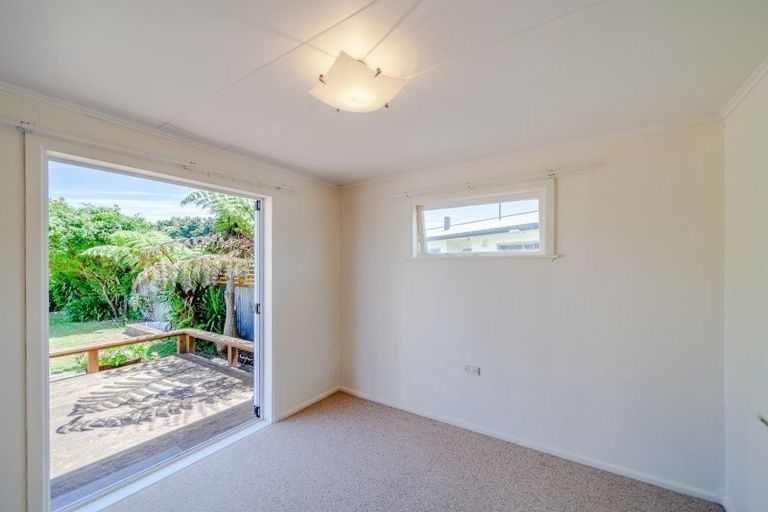 Photo of property in 36 Upham Street, Havelock North, 4130