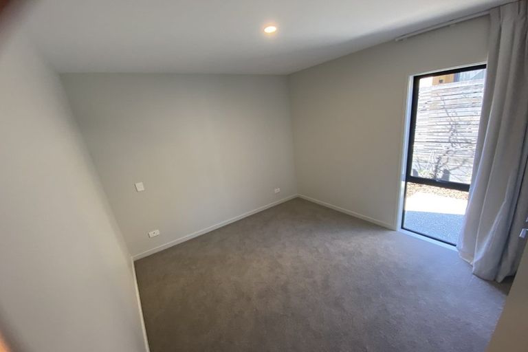 Photo of property in 15 Inder Street, Jacks Point, 9371