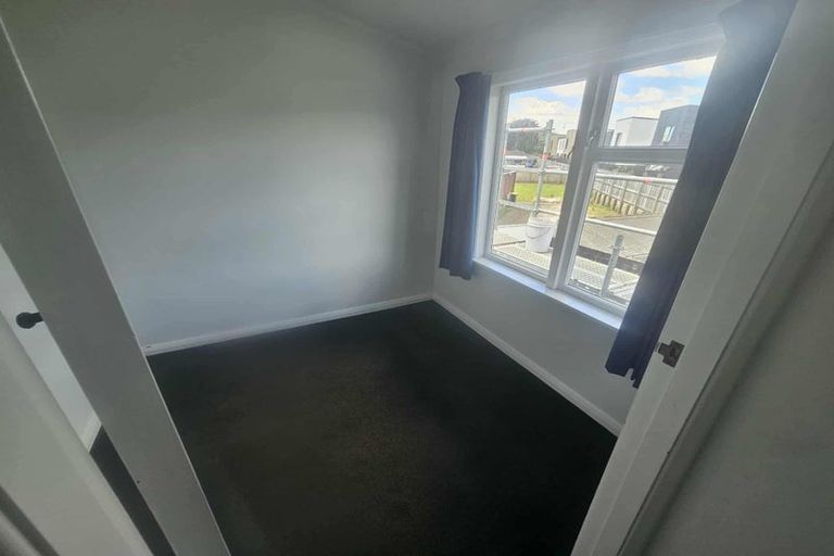 Photo of property in 15 Mahoe Street, Levin, 5510