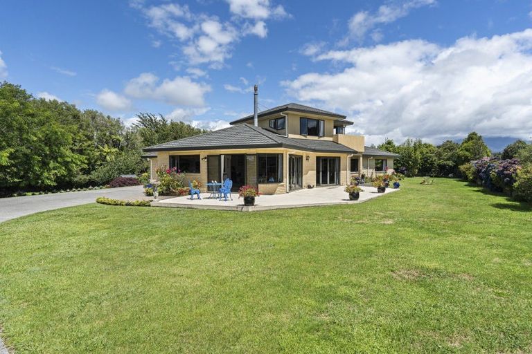 Photo of property in 49 Lepper Road, Inglewood, 4386