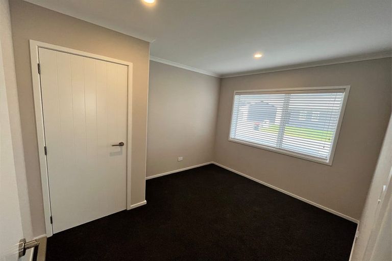 Photo of property in 14 George Yee Place, Taradale, Napier, 4112