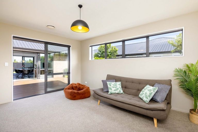 Photo of property in 65 Metehau Street, Marshland, Christchurch, 8083