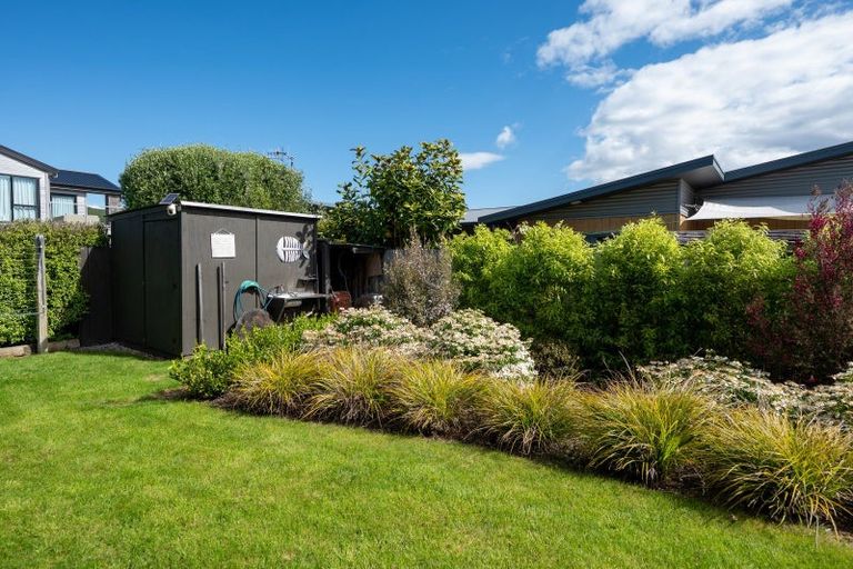 Photo of property in 11 Okaia Drive, Kinloch, Taupo, 3377
