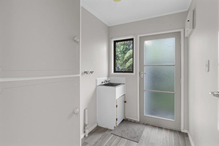 Photo of property in 17 Matipo Crescent, Pukete, Hamilton, 3200