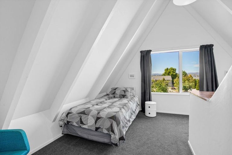 Photo of property in 20 Orchard Street, Clyde, 9330