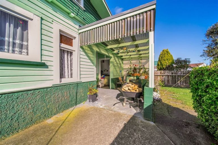 Photo of property in 23 Dorset Street, Patea, 4520