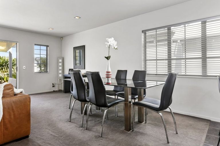 Photo of property in 5/9 Georgia Terrace, Albany, Auckland, 0632